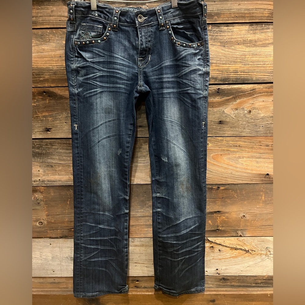 30x33 Tuff denim in a fun whispered pattern and turquoise detailed buttons!